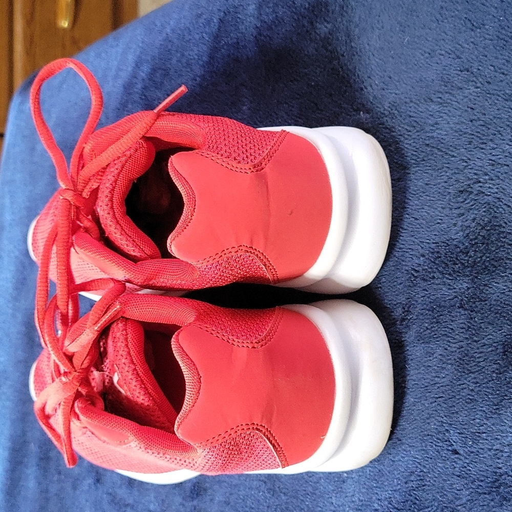 Womens Red Athletic Shoes Size 40 UK or Size 8.5 US - Picture 3 of 4